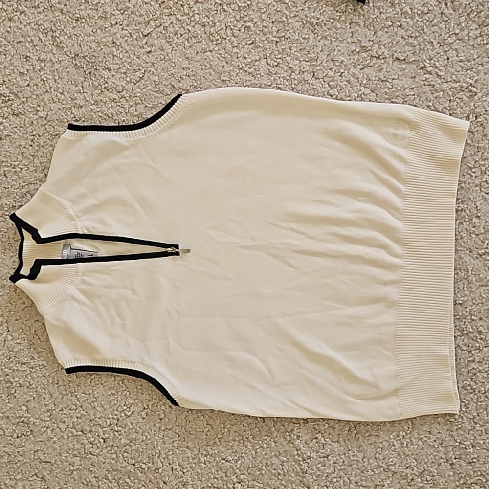 Izod Golf Vest